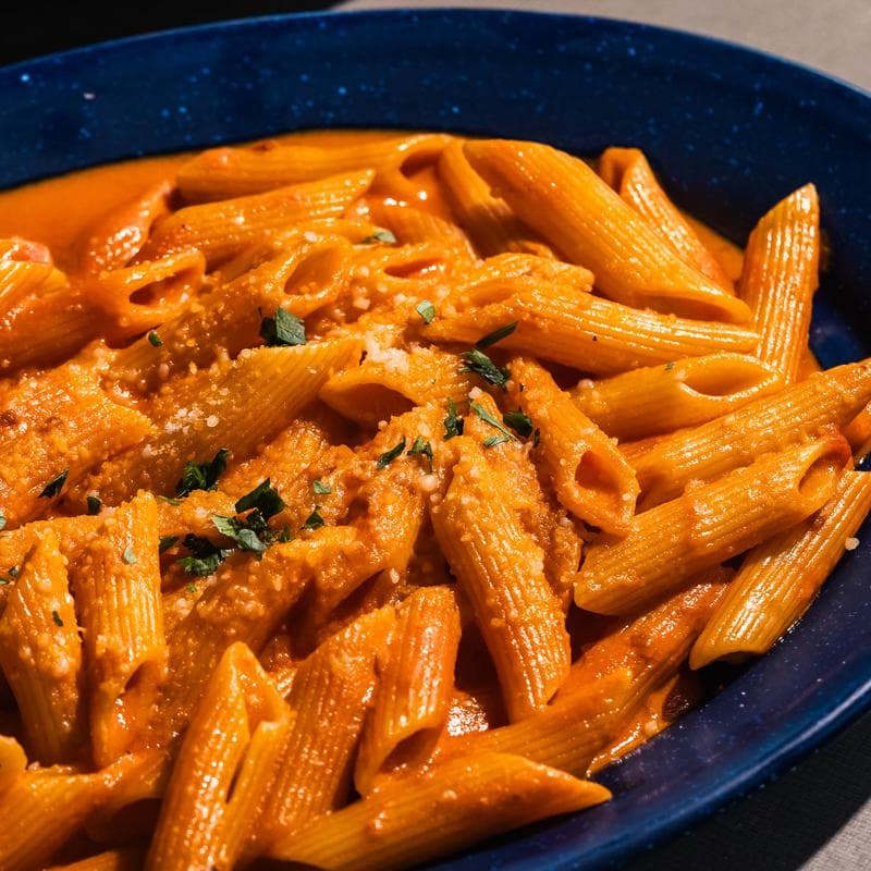 Penne in pink vodka sauce